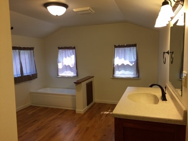 Building Photo - 36031 Esters Ln