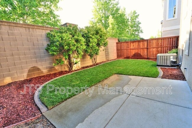 Building Photo - 506 Navigator Dr