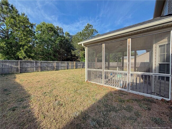 Building Photo - 418 Century Dr