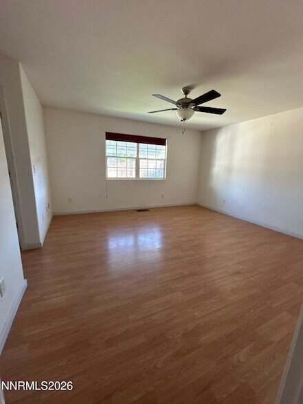 Building Photo - 559 Nader Wy