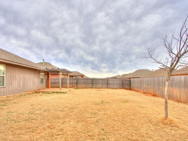 Building Photo - 2328 NW 196th Terrace