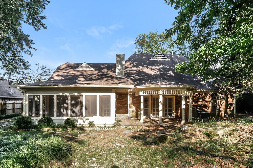 Building Photo - 2279 Hickory Path Dr