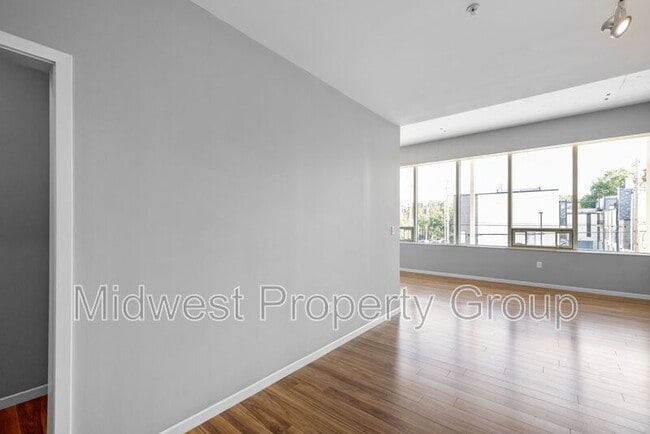 Building Photo - 4100 Lindell Blvd