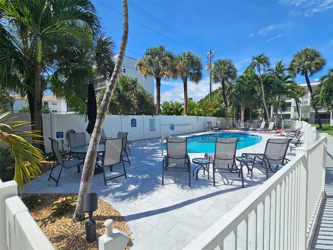 Building Photo - 1439 S Ocean Blvd