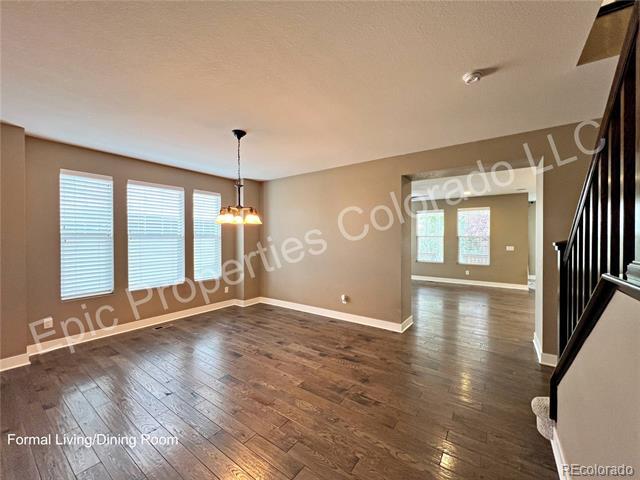 Building Photo - 10076 Tall Oaks St