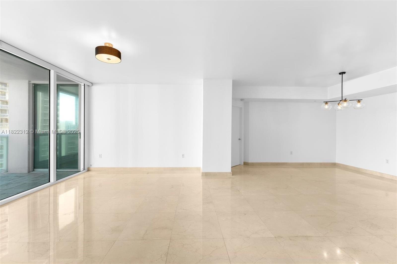 Building Photo - 19400 Turnberry Way