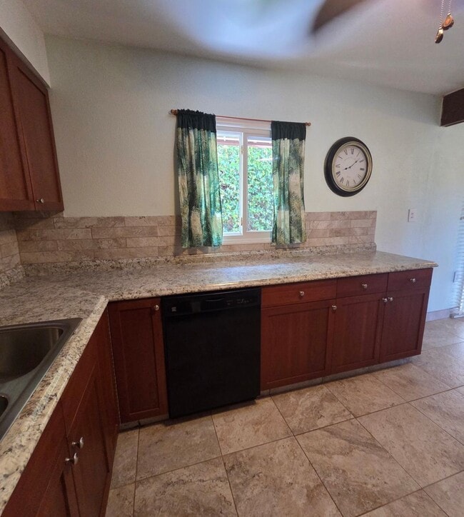 Building Photo - Fully furnished 2 bedrooms in Kauhale Nani
