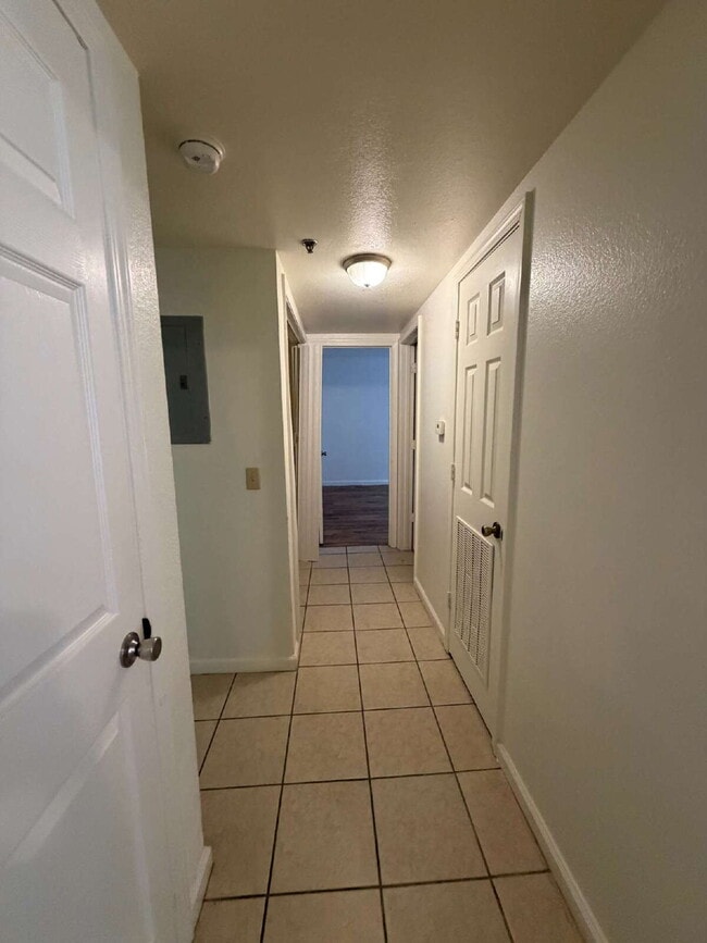 Building Photo - 428 Kays Ln