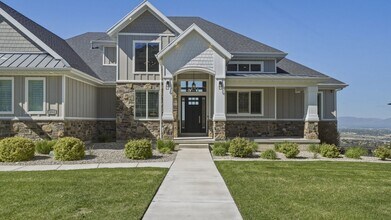 Building Photo - Luxurious Herriman 6 Bed with Indoor Court, Theater & Stunning Views!!!