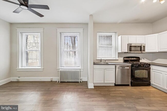 Building Photo - 150 Seaton Pl NW