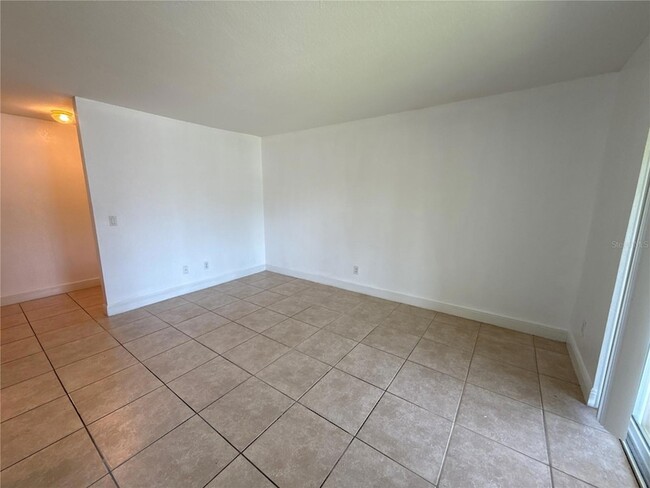 Building Photo - 9950 Turf Way