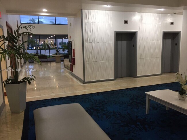 Building Photo - 13499 Biscayne Blvd