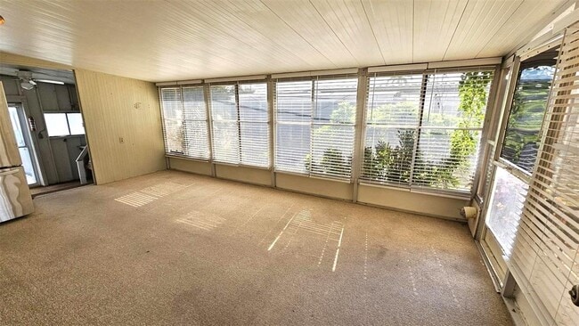 Building Photo - 1240 Seagull Dr