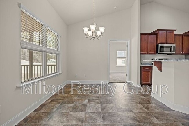 Building Photo - 178 Woodwater Cir