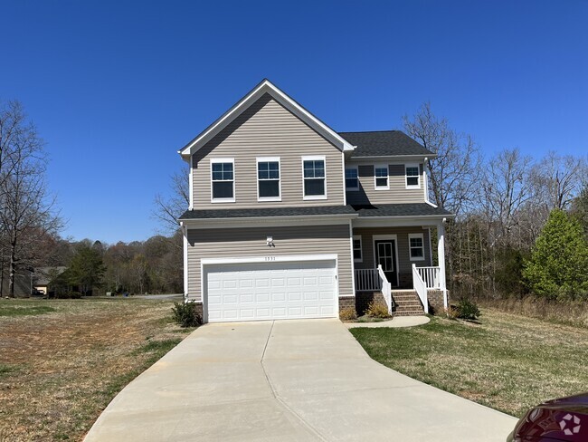 Front View - 1531 Antioch Dr