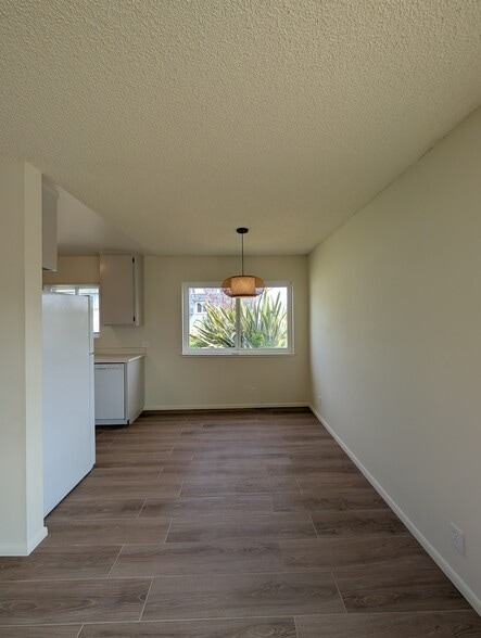 Dining - 2660 Spyglass Dr