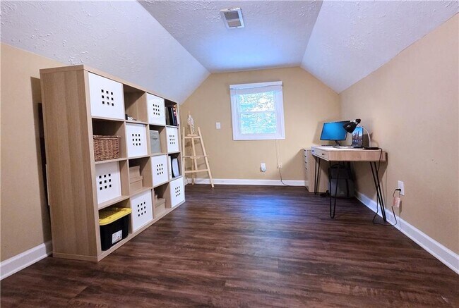 Building Photo - 1262 Melton Dr SW