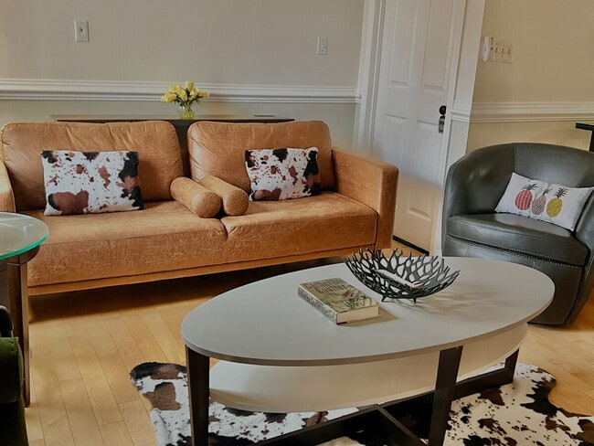 Building Photo - 2304 Hunters Woods Plaza