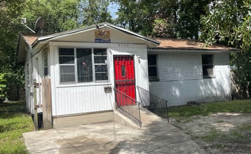 Building Photo - 5350 Dodge Rd