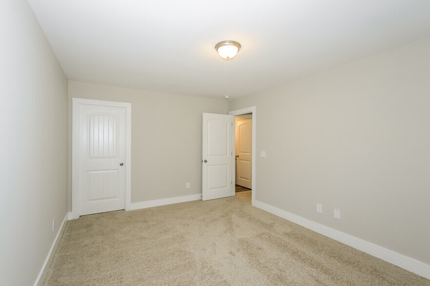 Building Photo - 1430 Feldspar Ct