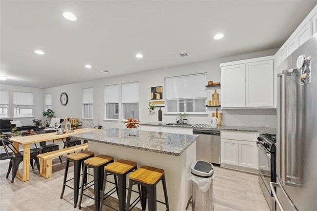 Building Photo - 308 Catalina Dr