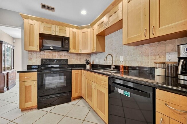 Building Photo - 1334 59th St N