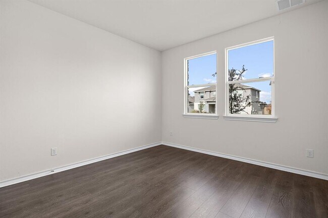 Building Photo - 316 Caisson Trl