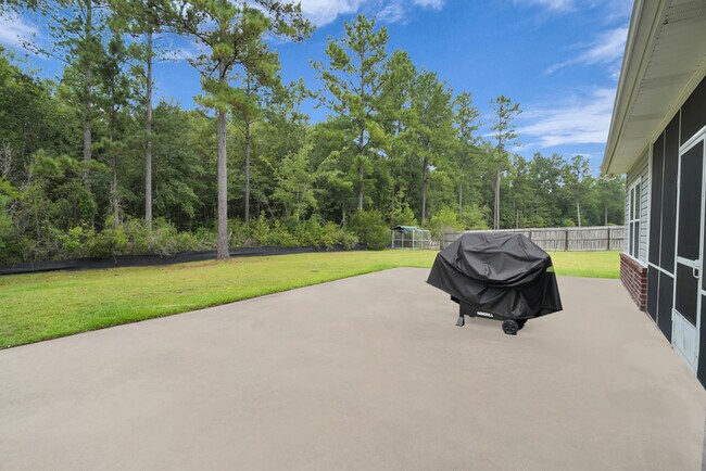 Building Photo - 68 Lincoln Way