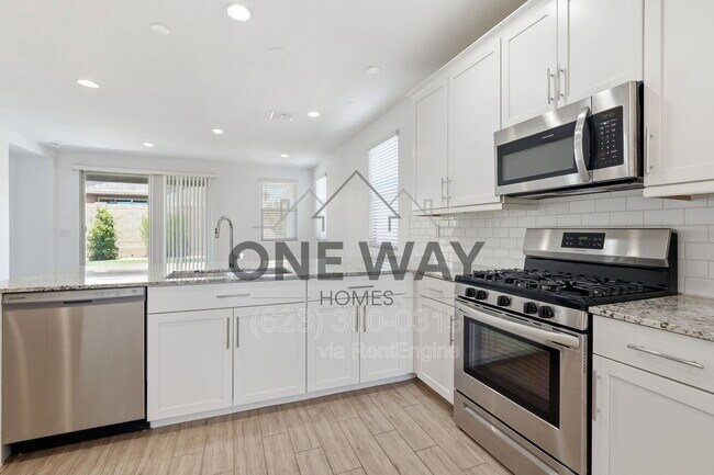 Building Photo - 2962 E Mohave Ln
