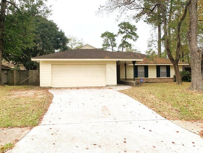 Primary Photo - 1006 Poppets Way