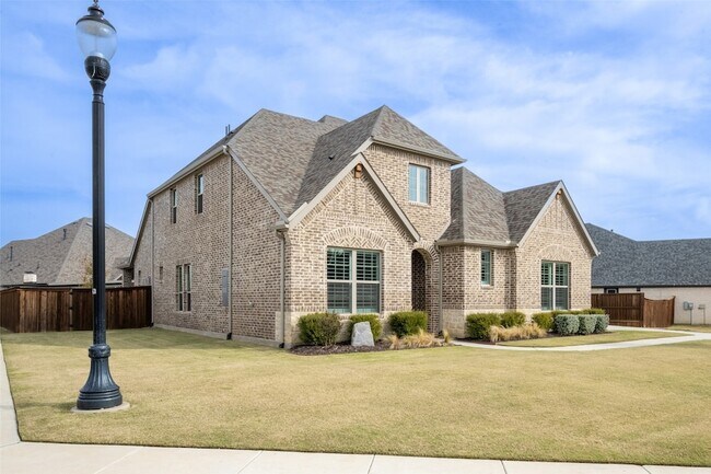 Building Photo - 11112 Lacey Oak Ridge