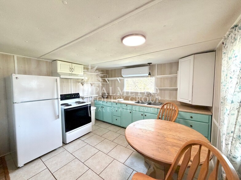 Building Photo - 5258 Ferguson Rd