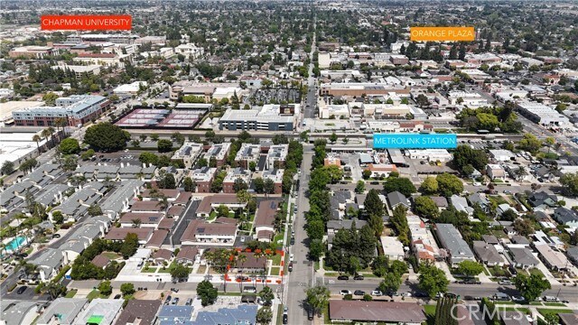 Building Photo - 633 W Maple Ave