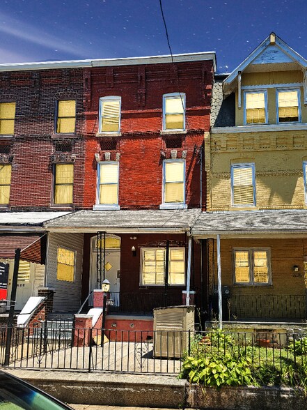 Primary Photo - 637 N 32nd St