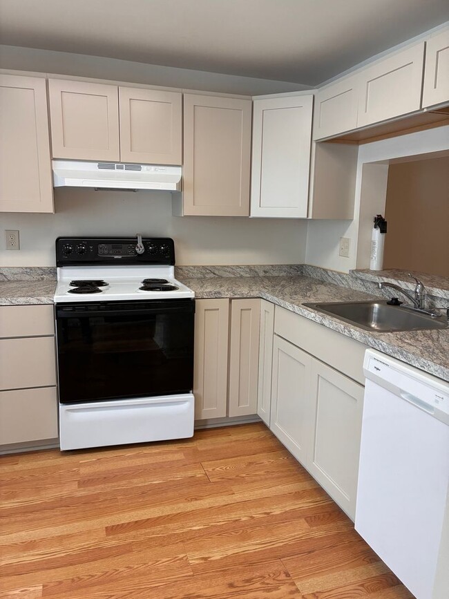 Building Photo - Beautifully Renovated 3BR Home in Belcamp, MD – Move-In Ready!
