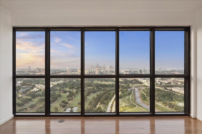 Building Photo - 2001 Holcombe Blvd