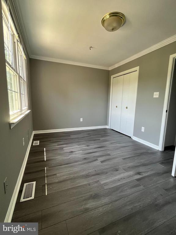 Building Photo - 7601 Lee Landing Dr