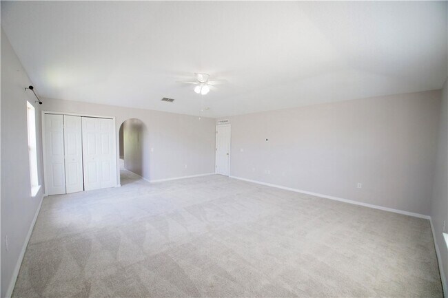 Building Photo - 203 Stony Point Dr
