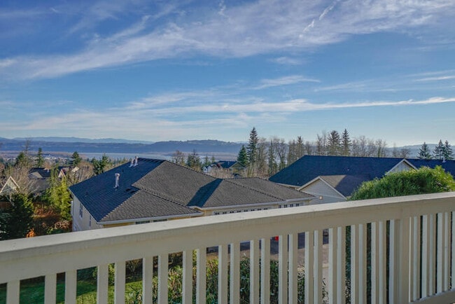 Building Photo - BEAUTIFUL VIEWS of MT. HOOD