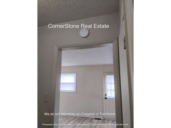Building Photo - 4613 Cumberland Rd