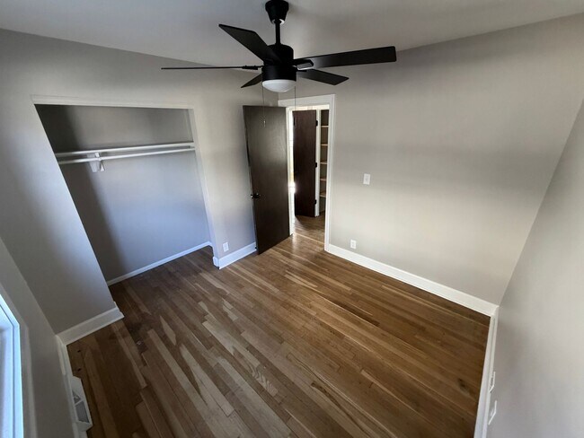 Building Photo - 516-518 South 70th Street