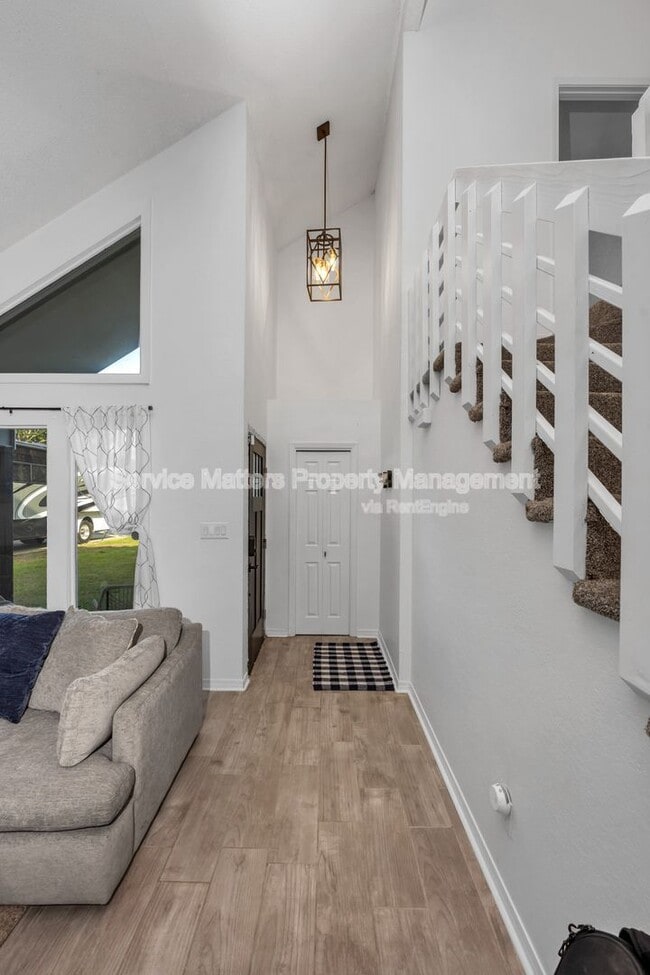 Building Photo - 7575 Tippin Ave