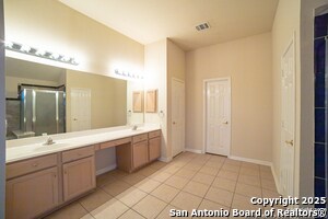 Building Photo - 1414 Mesa Creek