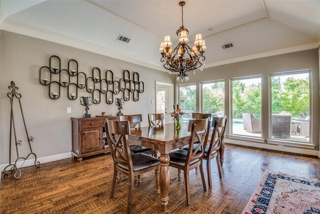 Building Photo - 5812 Richwater Dr