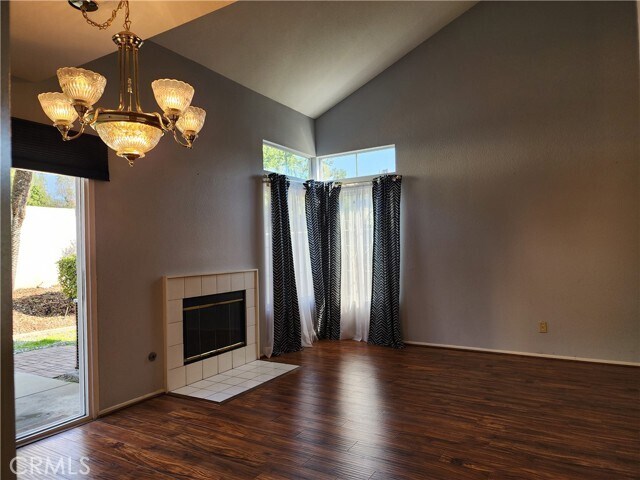 Building Photo - 7350 Greenhaven Ave