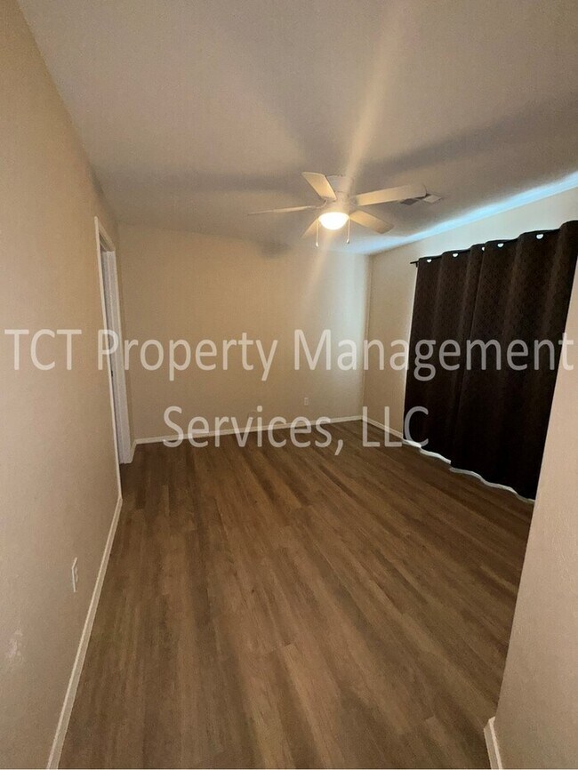 Building Photo - Spacious 4 Bedroom Home In San Tan Ranch
