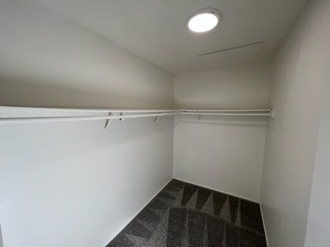 Building Photo - Coming Soon! Beautiful 3 Bedroom + 1.5 Bath Townhouse in highly desirable Briarcliffe community!