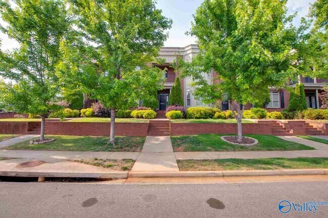 Building Photo - 6421 Lincoln Park Pl NW