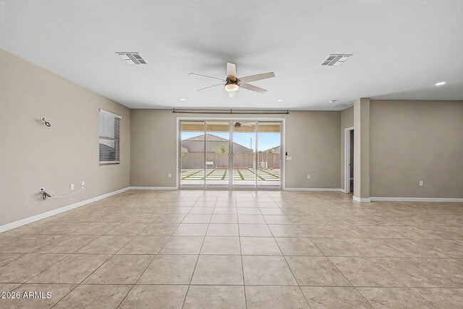 Building Photo - 30731 W Monterey Dr
