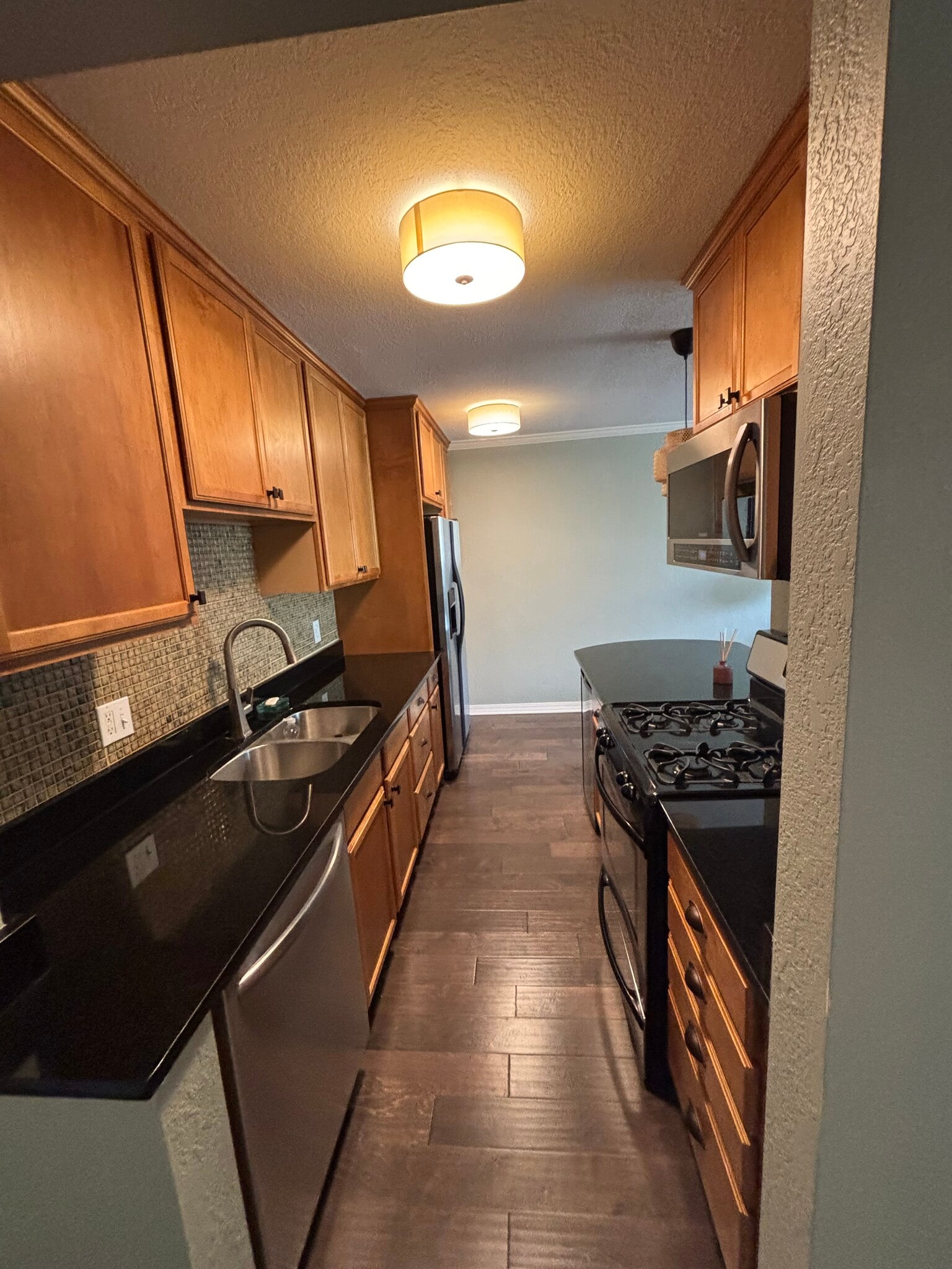 Building Photo - 3120 Hennepin Ave